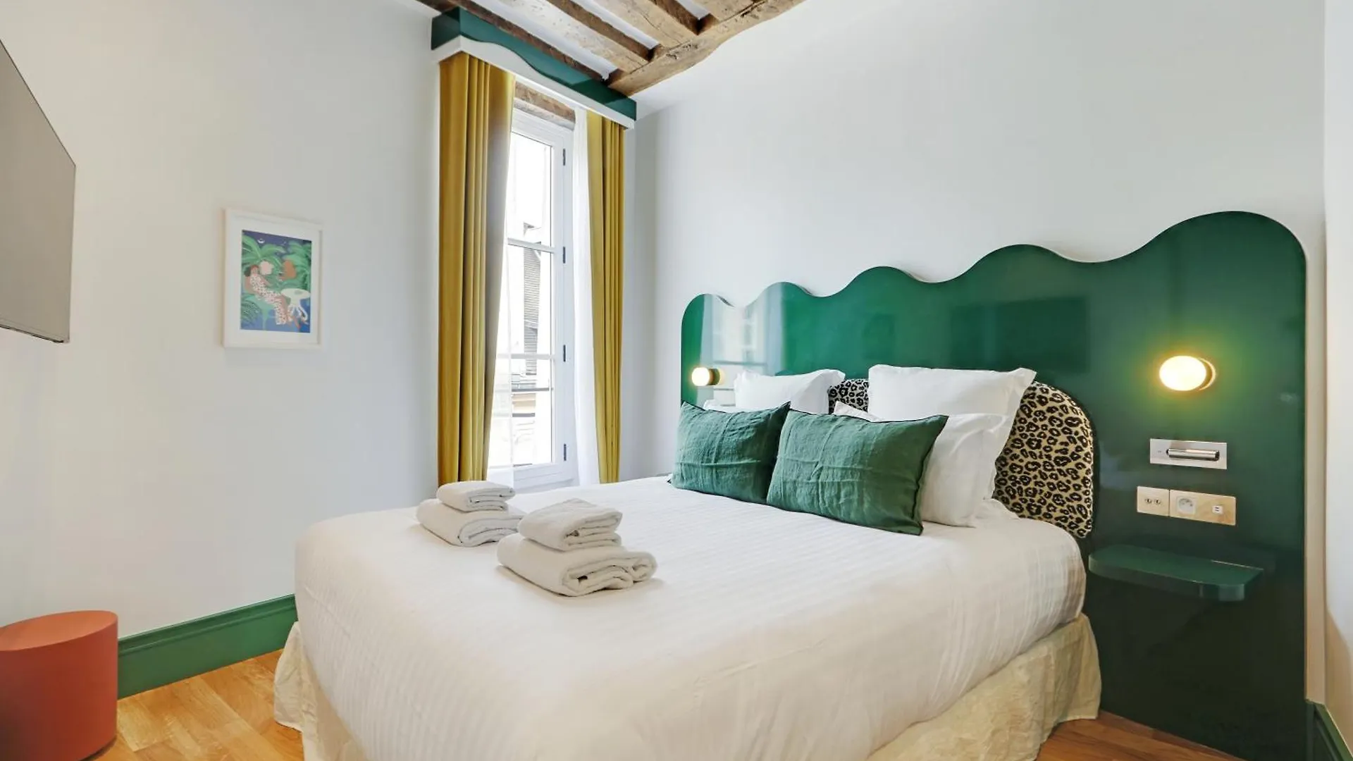 Paris Home Collection Serviced Apartments In Notre Dame - Rue Savoie 0*,  Frankreich
