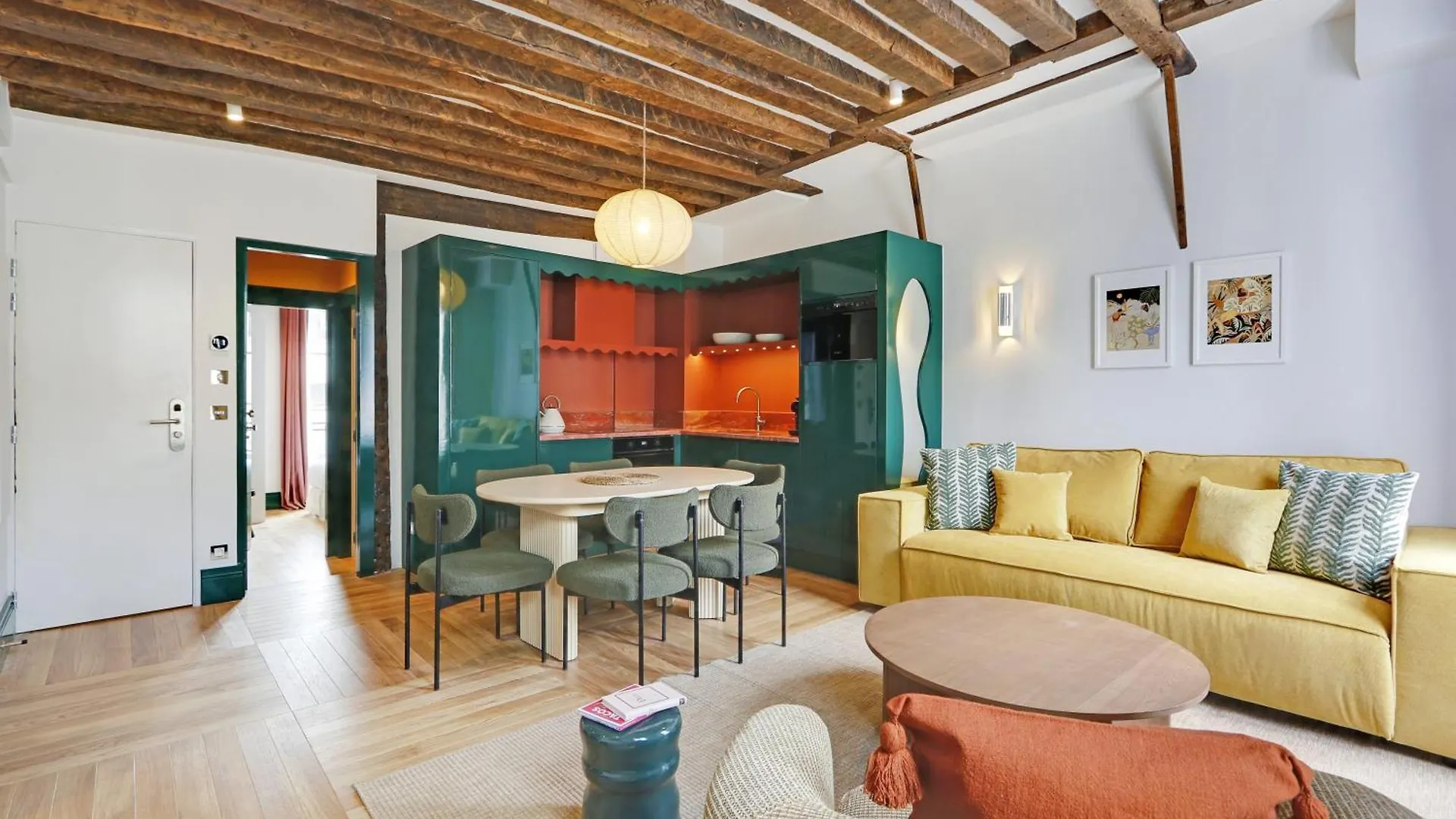 Paris Home Collection Serviced Apartments In Notre Dame - Rue Savoie