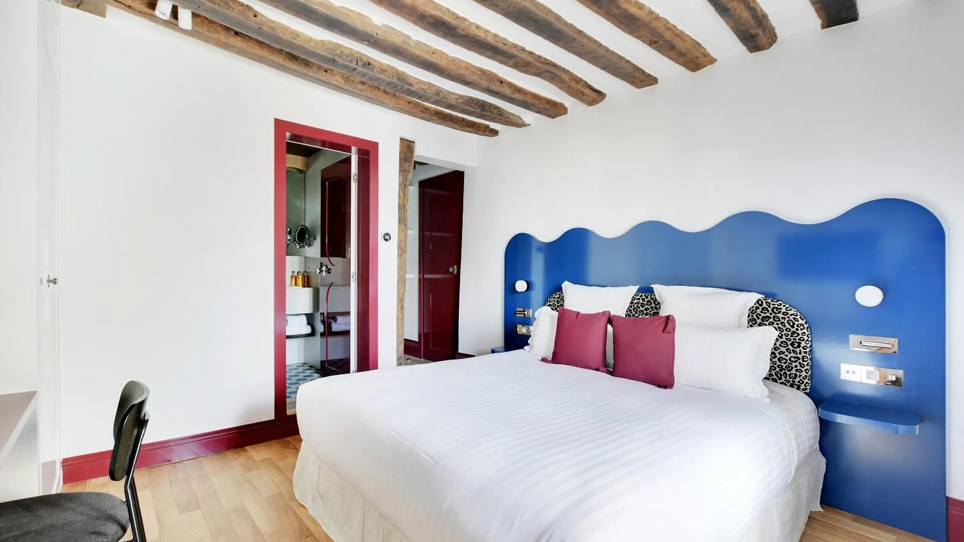 Paris Home Collection Serviced Apartments In Notre Dame - Rue Savoie 0*,