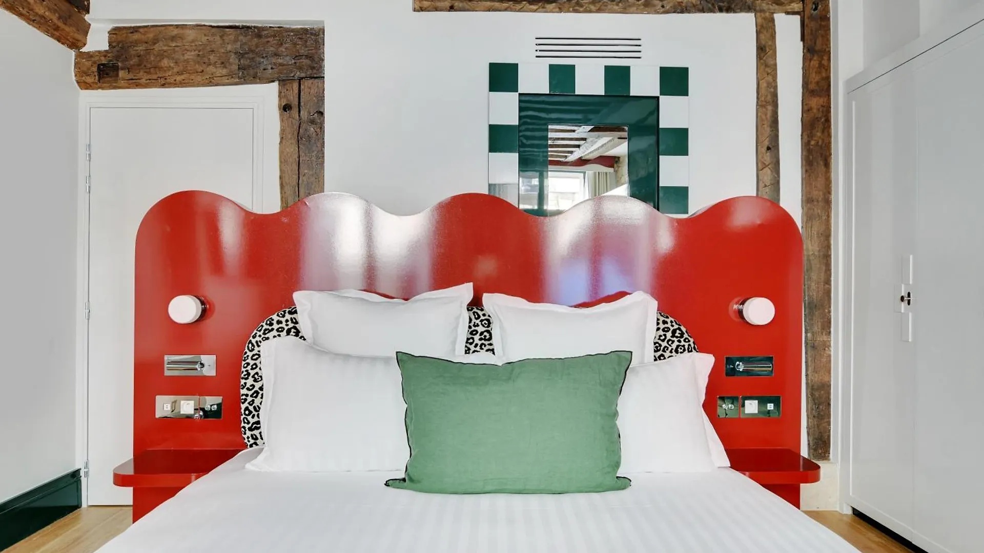 Paris Home Collection Serviced Apartments In Notre Dame - Rue Savoie 0*,  Frankreich